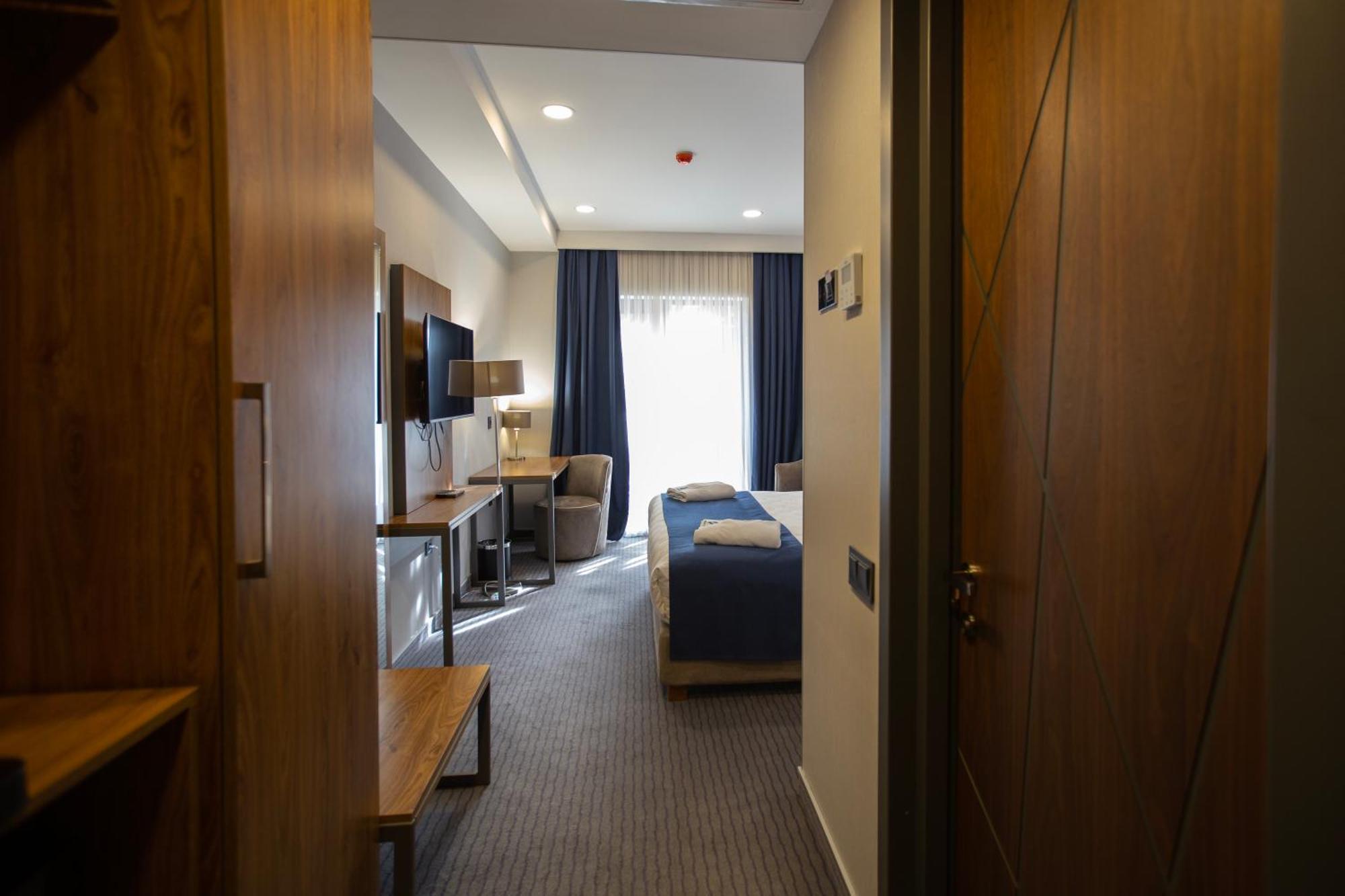 Avenue Hotel Tbilissi Extérieur photo