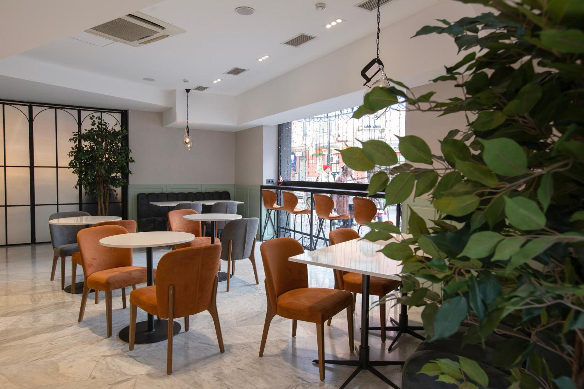 Avenue Hotel Tbilissi Extérieur photo