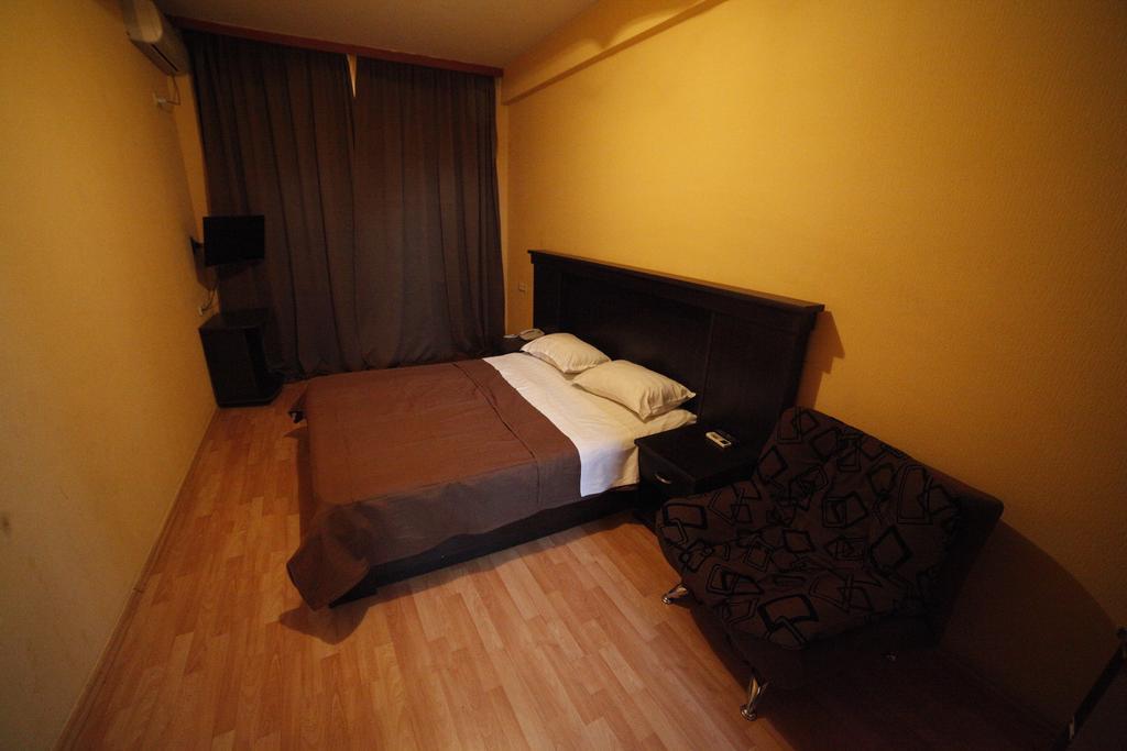 Avenue Hotel Tbilissi Chambre photo